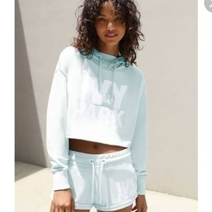 NWT Cropped IVY PARK hoodie